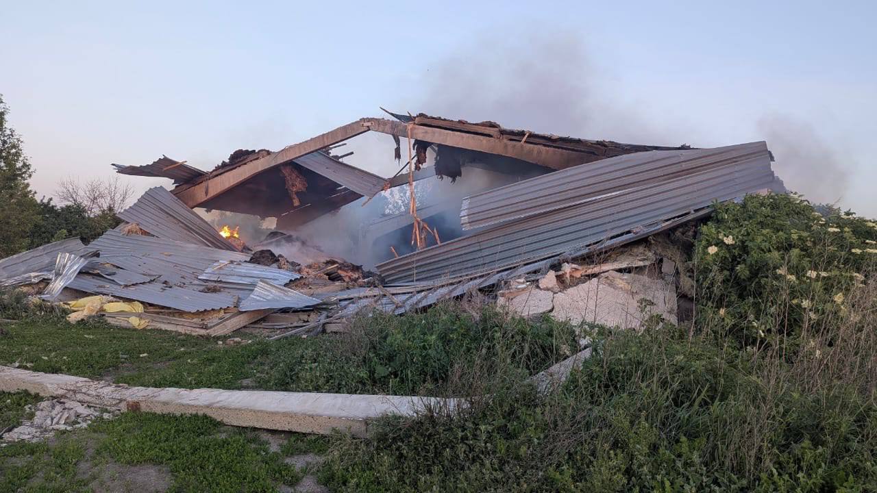 Наслідки обстрілів в с.Вишневе,Ізюмський р-н