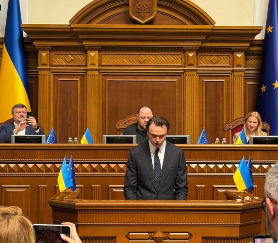 Після припинення повноважень Цабаля: у Верховній Раді з’явився новий депутат від «Голосу»