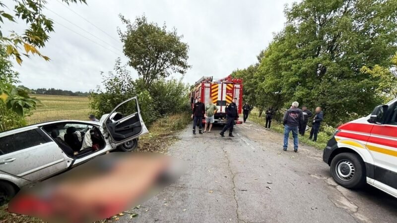 На Рівненщині внаслідок ДТП загинули двоє людей, ще двоє травмовані